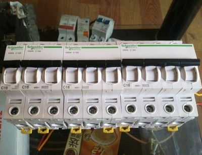 【施耐德iC65N 1P 40A 断路器 空气开关】价格,厂家,图片,低压断路器,乐清市柳市九日电器厂-